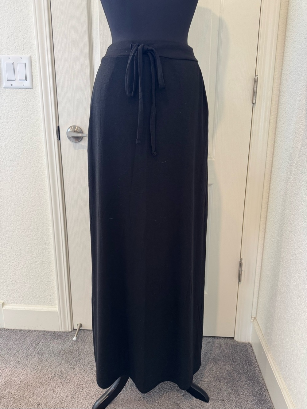 Black Maxi Drawstring Skirt with Side Pockets